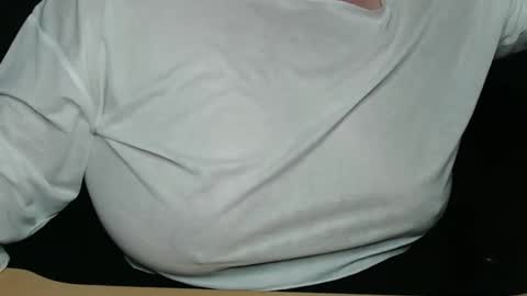 Snapshot of alyss_skye28 chatting on October 21, 1:17 am Alyss Skye online show from October 21, 1:17 am