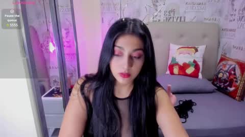 Snapshot of alyssa_park chatting on December 11, 7:25 pm  ALYSSA   online show from December 11, 7:25 pm