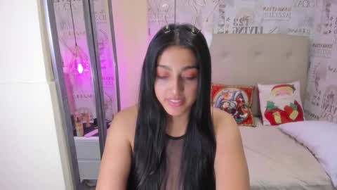 Snapshot of alyssa_park chatting on December 13, 7:21 pm  ALYSSA   online show from December 13, 7:21 pm