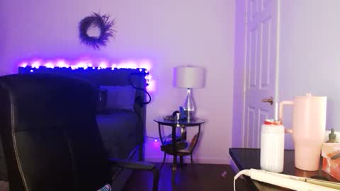 Alyssiaamorexo online show from March 28, 5:23 pm
