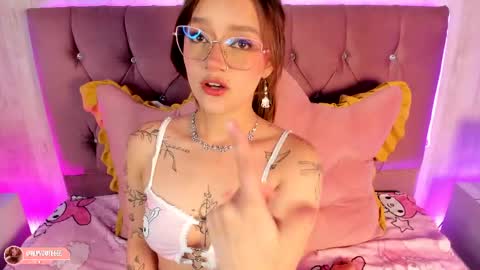 Alyy online show from April 27, 8:51 pm