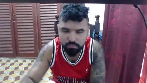 Snapshot of alz_hunter chatting on September 22, 12:51 pm alz_hunter online show from September 22, 12:51 pm