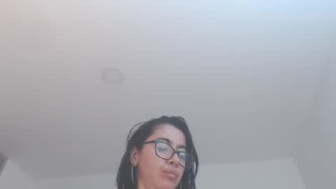 Snapshot of amadamar chatting on November 13, 4:11 am valentia online show from November 13, 4:11 am