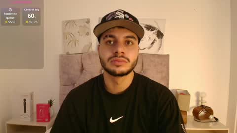 Amadeo Wild online show from April 2, 2:26 pm