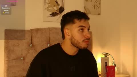 Amadeo Wild online show from April 24, 4:15 am