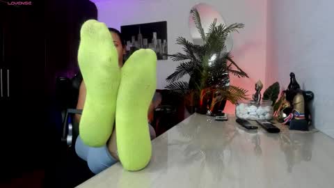 Snapshot of amaia_bushida chatting on October 21, 3:07 am anny online show from October 21, 3:07 am