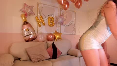 Amaia Haywood online show from February 12, 1:27 pm