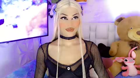 amal_baddel_ online show from February 18, 6:37 am