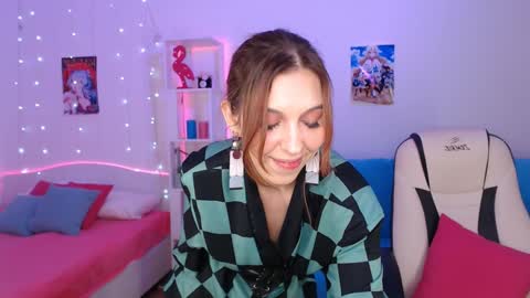 Alice online show from December 6, 6:15 am