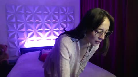 Amalett online show from February 1, 11:25 pm