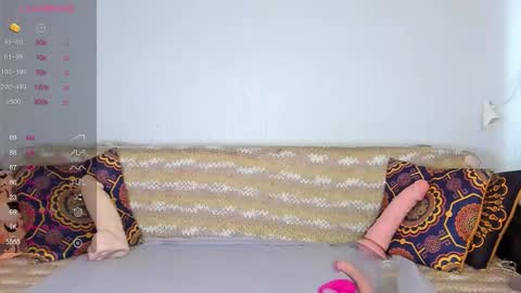 Snapshot of amalia_mio chatting on October 23, 8:02 am Amalia online show from October 23, 8:02 am