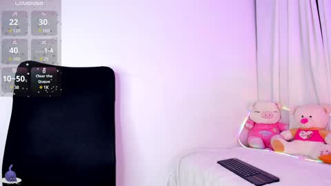 Amalia    real MIA  online show from January 28, 8:57 am