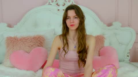 AmaliaLima online show from April 18, 7:07 pm