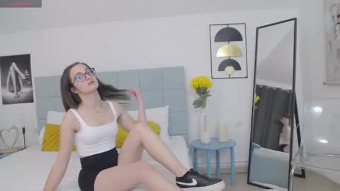 Amalia online show from February 19, 8:38 pm