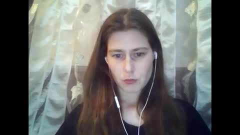 Dog mama online show from April 16, 7:25 pm