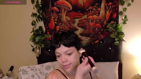 Snapshot of amand1_sweet chatting on September 16, 11:55 am online show from September 16, 11:55 am