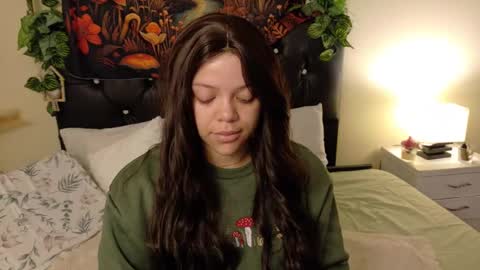 Snapshot of amand1_sweet chatting on October 8, 12:03 pm online show from October 8, 12:03 pm