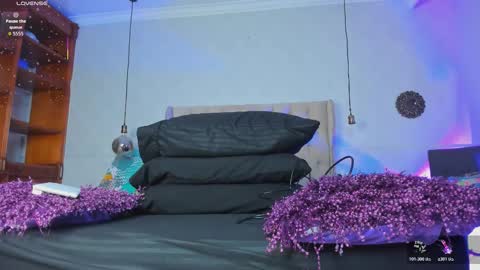 amanda29_ online show from February 28, 7:15 pm