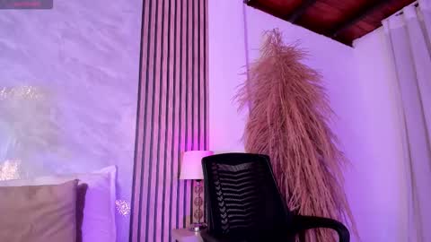 Luisa online show from November 29, 1:52 am