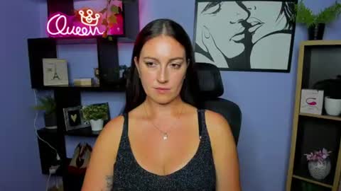 Snapshot of amanda_burn chatting on June 18, 1:26 pm Amanda online show from June 18, 1:26 pm