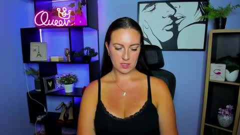 Snapshot of amanda_burn chatting on July 7, 1:48 pm Amanda online show from July 7, 1:48 pm