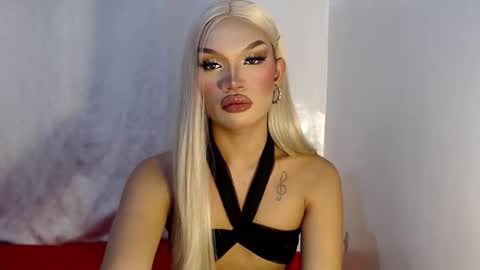 Amanda online show from November 8, 8:14 am