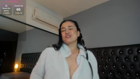 Snapshot of amanda_noir chatting on September 11, 4:01 am amanda_noir online show from September 11, 4:01 am