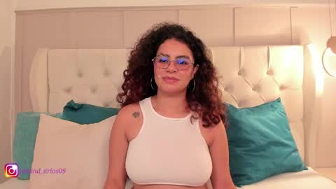 Amanda Rios online show from April 14, 9:43 pm