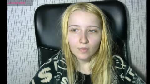 Amanda online show from December 22, 2:06 pm
