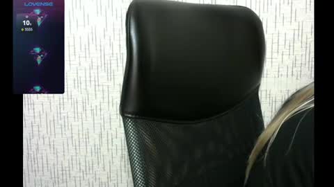 Amanda online show from February 15, 5:17 pm