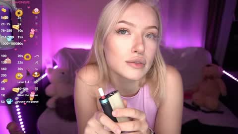 Amanda online show from December 2, 4:20 pm