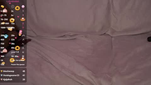 Amanda online show from January 8, 5:48 pm