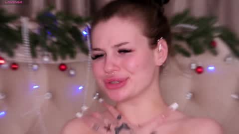 Amanda Farrell online show from January 9, 12:30 pm