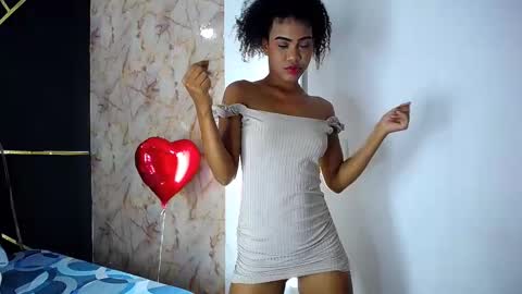 Snapshot of amandarobers chatting on February 11, 10:18 pm Amanda Robers online show from February 11, 10:18 pm