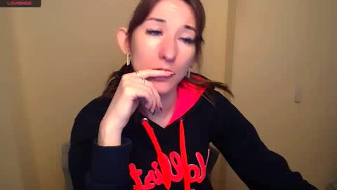 Snapshot of amandasentin chatting on March 4, 8:24 am Amanda online show from March 4, 8:24 am