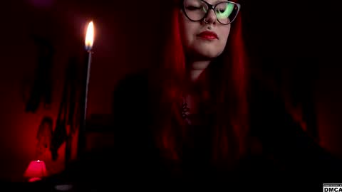 Goddess Amanita online show from October 28, 3:14 pm