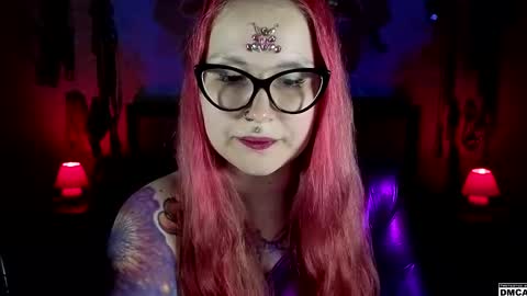 Goddess Amanita online show from April 29, 12:20 pm