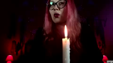 Goddess Amanita online show from May 7, 4:23 pm