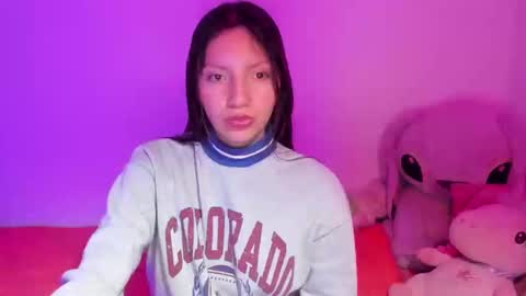 Snapshot of amara_22_ chatting on February 21, 4:18 am Liz online show from February 21, 4:18 am