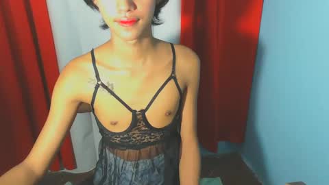 Snapshot of amara_fuck69 chatting on January 23, 6:49 am amara_fuck69 online show from January 23, 6:49 am