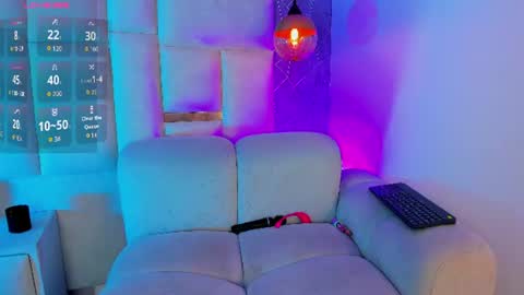 Snapshot of amara_lunee chatting on June 23, 6:22 am AMARA online show from June 23, 6:22 am