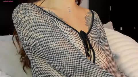 Snapshot of amara_vause chatting on February 7, 10:20 pm - A M A R A - online show from February 7, 10:20 pm