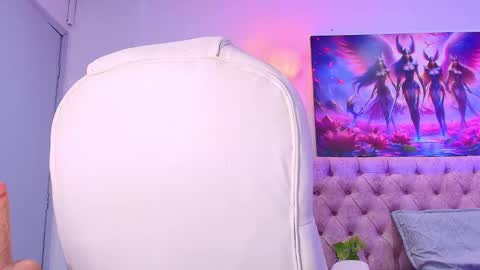 Amara Vega  online show from March 6, 5:43 pm