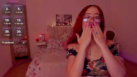 amaraa_couper1 online show from February 8, 3:32 am