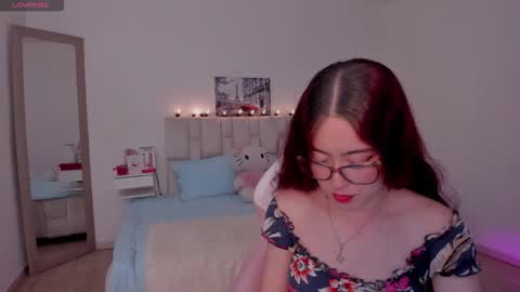 amaraa_couper1 online show from March 17, 3:44 am