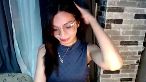 BELLA online show from January 11, 1:49 pm