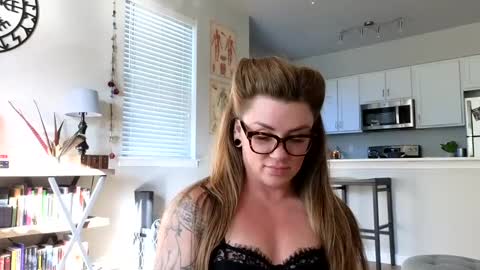 Amara Jezebel online show from September 23, 12:13 am