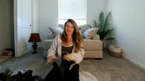 Snapshot of amarajezebel chatting on May 11, 6:49 pm Amara Jezebel online show from May 11, 6:49 pm