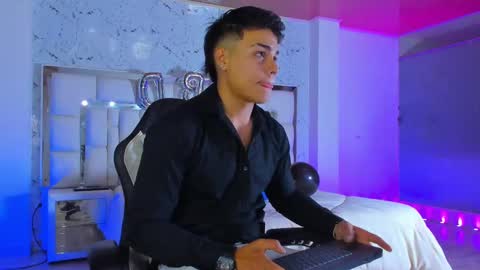 Snapshot of amarantablonde chatting on October 5, 12:03 pm amarantablonde online show from October 5, 12:03 pm