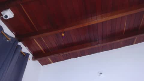   online show from October 11, 11:09 am